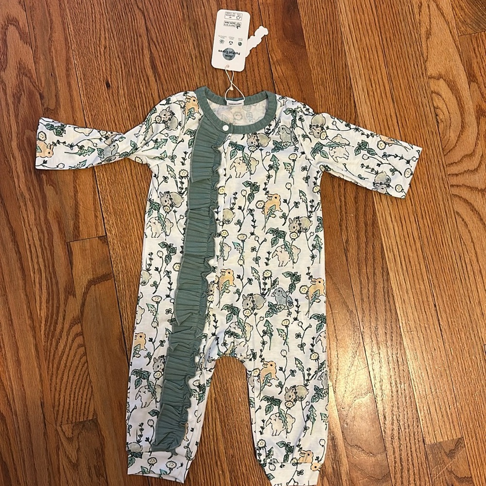 Baby Play & Sleep